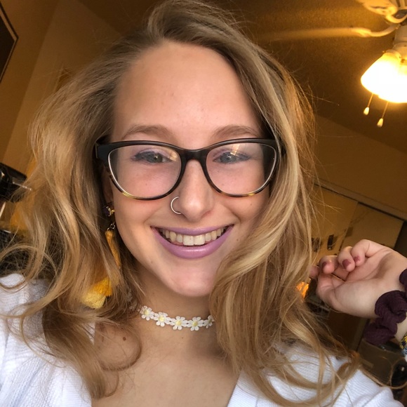 mollyelouden